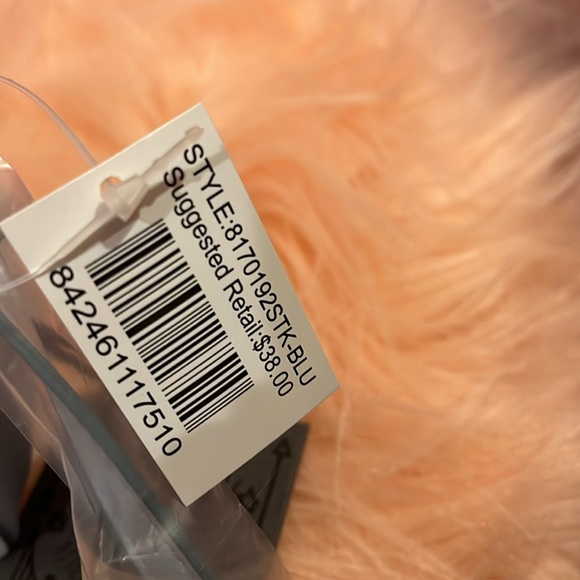 Adorable, Cat Purse from T-Shirts & Jeans Company - Picture 5 of 7